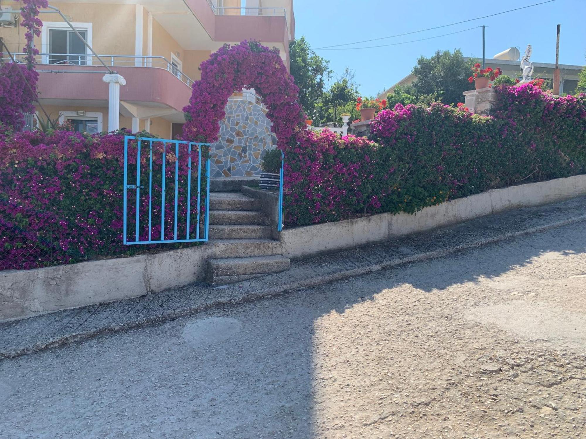 Apartments Vila Ardi Sarandë Eksteriør billede