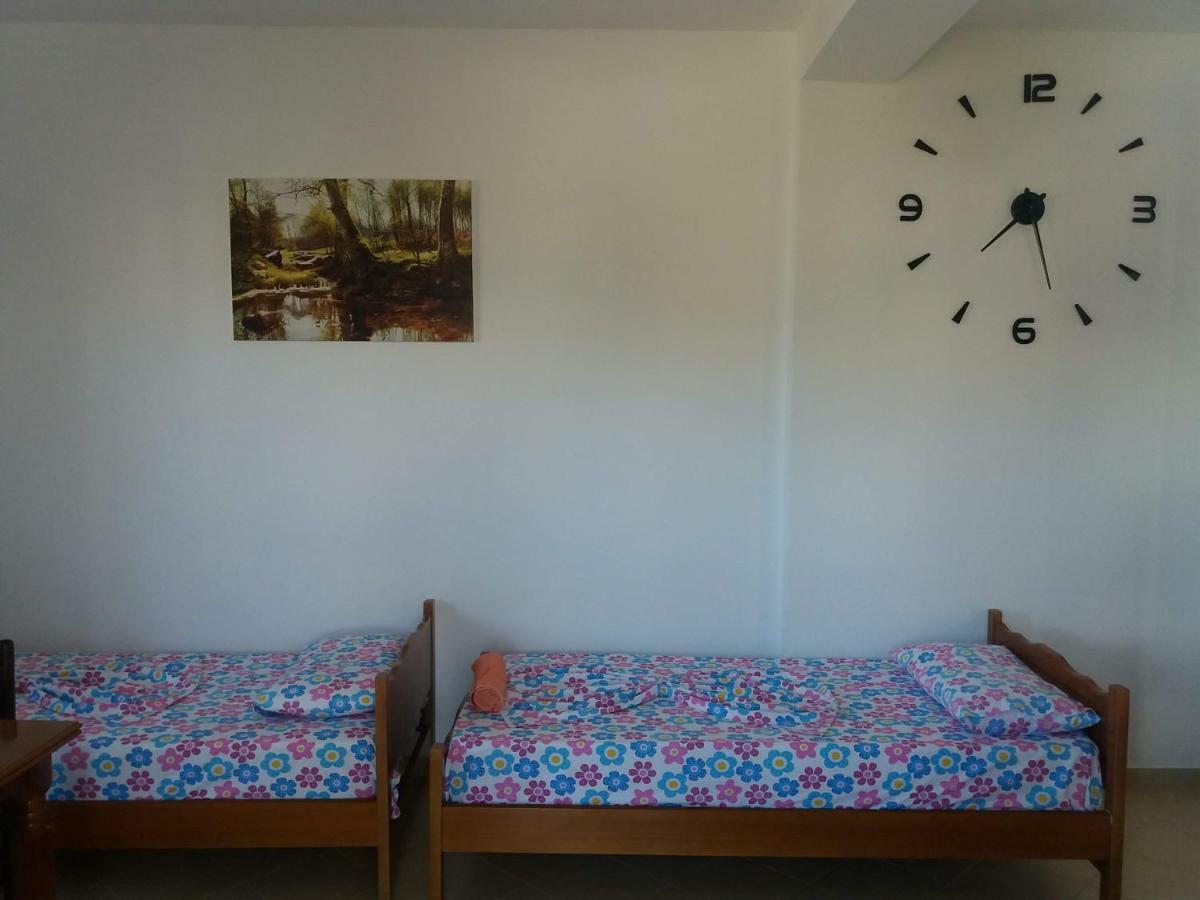 Apartments Vila Ardi Sarandë Eksteriør billede