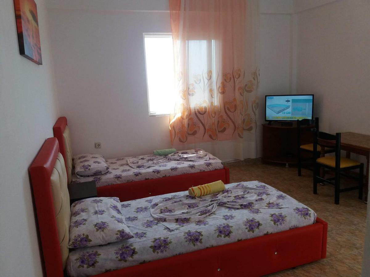Apartments Vila Ardi Sarandë Eksteriør billede